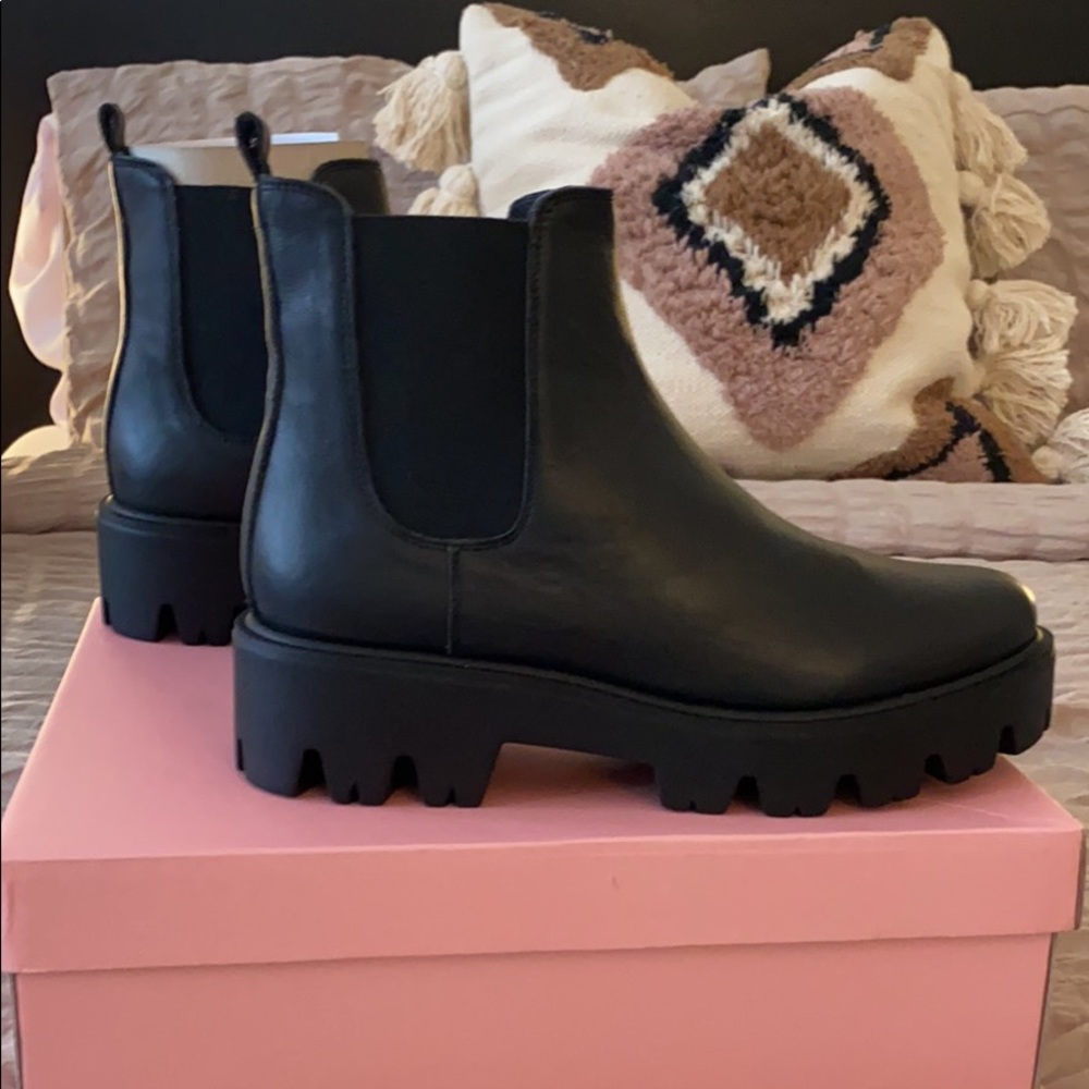 NWT Intentionally Blank black chunky booties